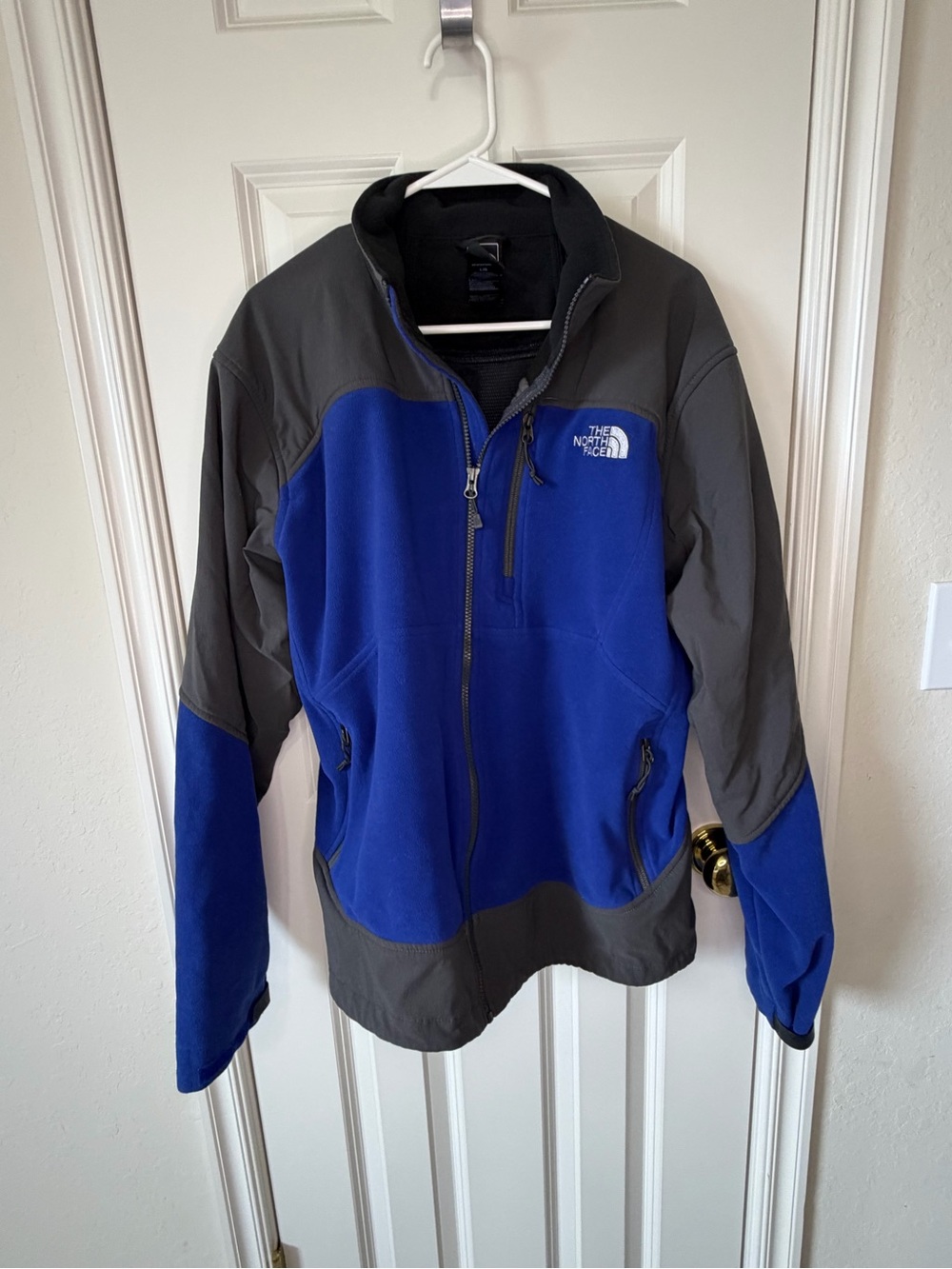 The North Face Pamir Windstopper Fleece Jacket in blue and black size large